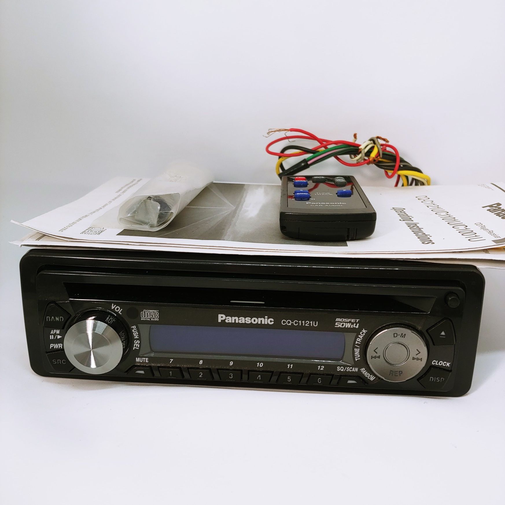 PANASONIC CQ-C1121U Stereo CD CD-R Player Receiver In Dash with Remote, Manual