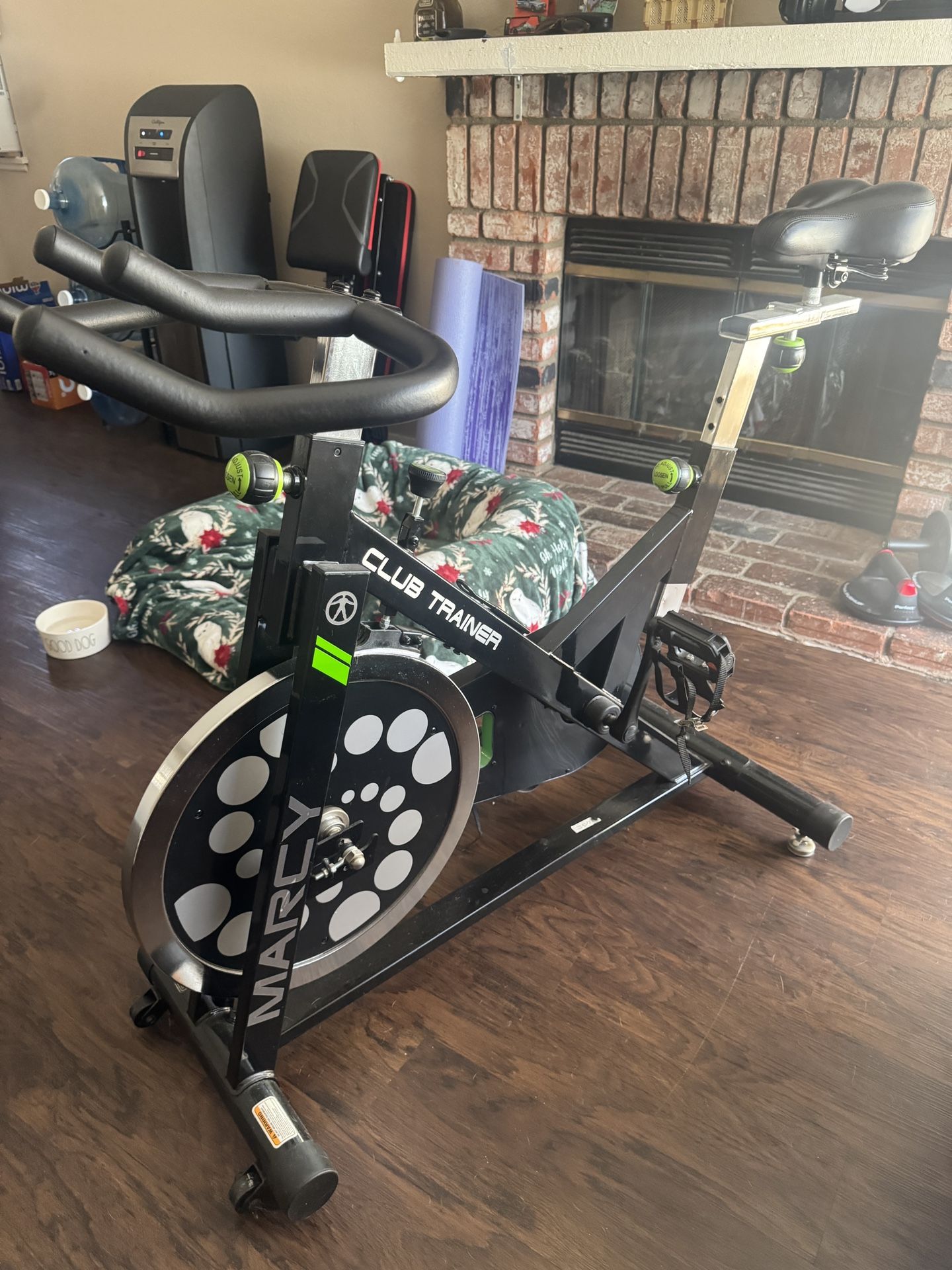 Marcy Club Trainer stationary exercise bike