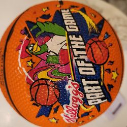 THIS IS SO CEREAL!!! I MEAN SERIOUS, KELLOGGS COLLECTORS MINI BASKETBALL AND TOP