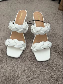 Express Sandals size 10