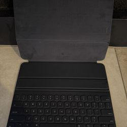 Apple Smart Keyboard Folio 12.9