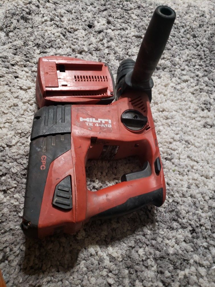 HILTI TE 4- A18 / HAMMER DRILL W/ 2 Batteries. $100.00. Firm Price! Pick Up Only! Valued at $359.00
