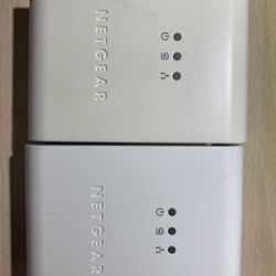 NETGEAR Powerline 4-Port Ethernet Adapter