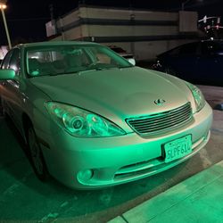 2004 Lexus ES 330