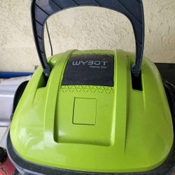 Robotic Pool Cleaner 