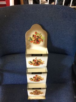 Vintage metal letter wall hanging organizer 1960-1970’s