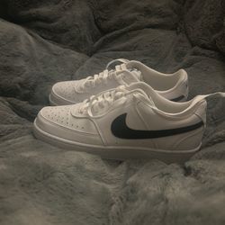 Women’s Nike Shoes 