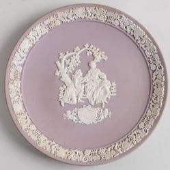 Wedgwood England 1982 "My Valentine" Decorative Plate - 6.5 in (16.5 cm) - Lilac Jasperware 