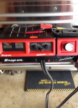 Snap-on MT1426 Multimeter and MT1427 Load tester