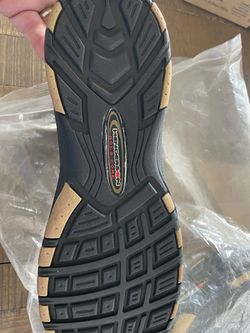 New Henderson Gold Core Dive Size 11