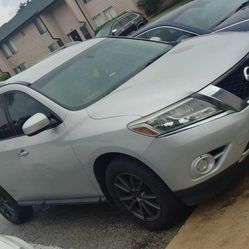 2013 Nissan Pathfinder