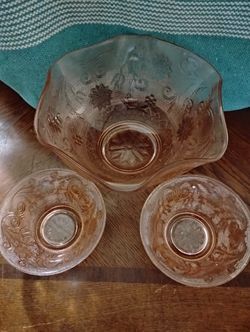Vintage American Sweetheart Glass Bowls 