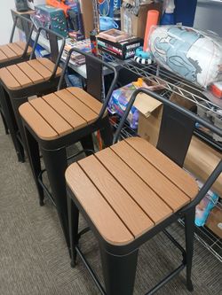 4 wood seat bar stools