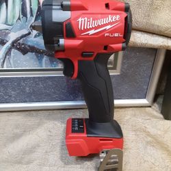 NEW MILWAUKEE M18 FUEL 3/8 IMPACT WRENCH 