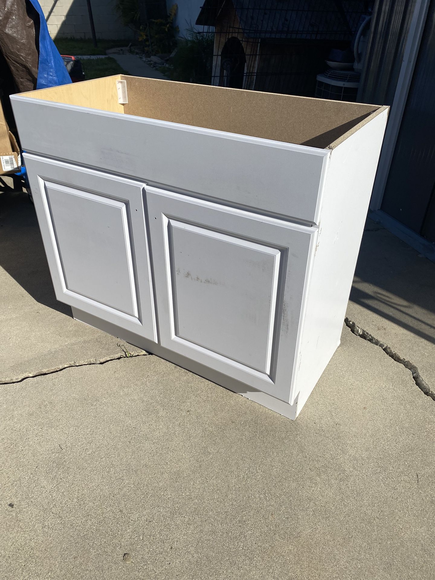 Hampton Bay Hampton Cabinet