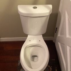 Glacier Bay toilet - “As-is” - Needs flush kit and seat