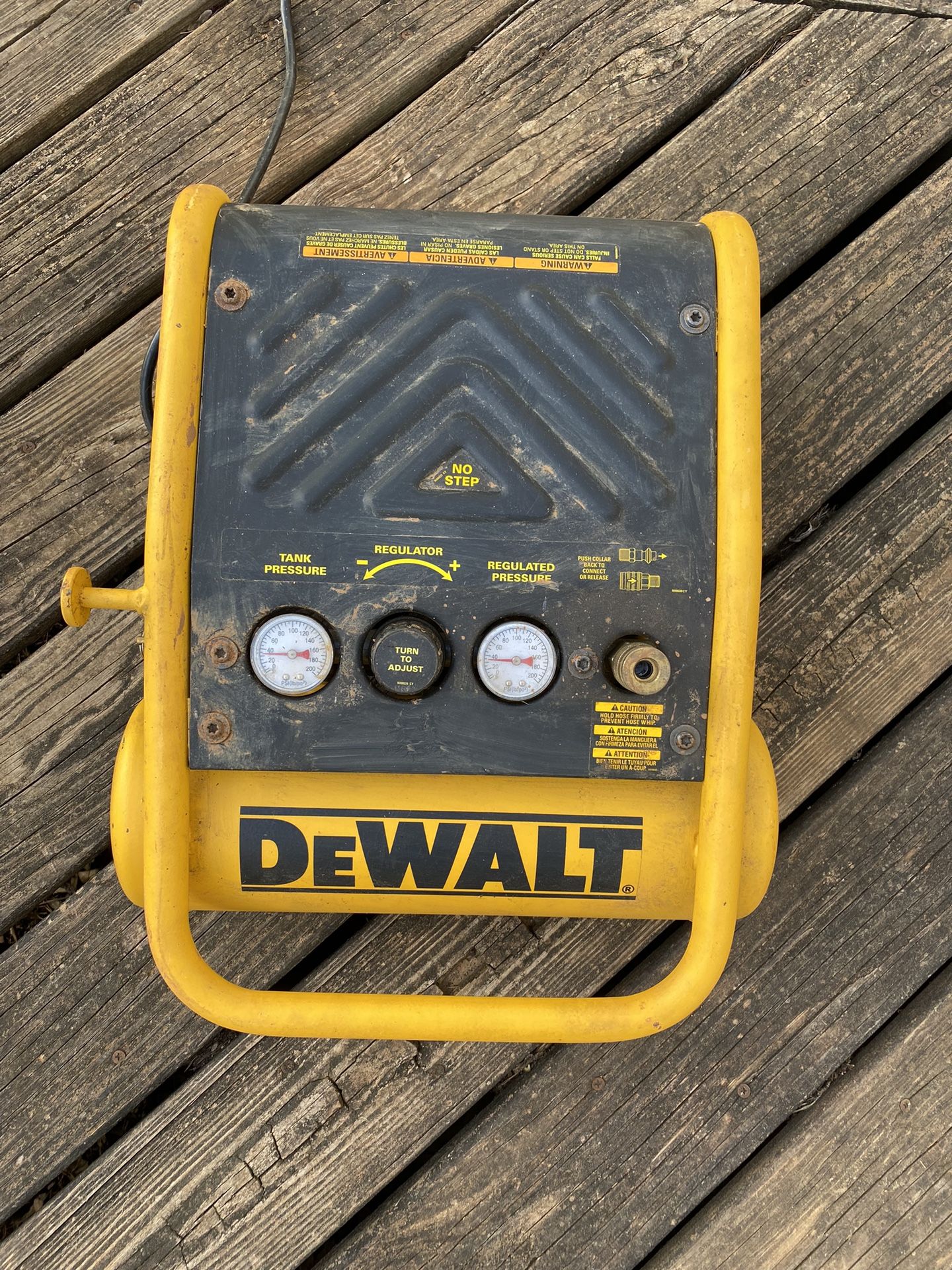DeWalt Air Compressor – Heavy Duty & Reliable