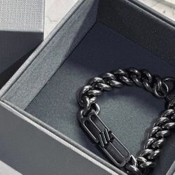 BB Logo Bracelet Women Silver