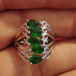 925.Silver Diopside Pair Shaped Swirl Setting Ring 