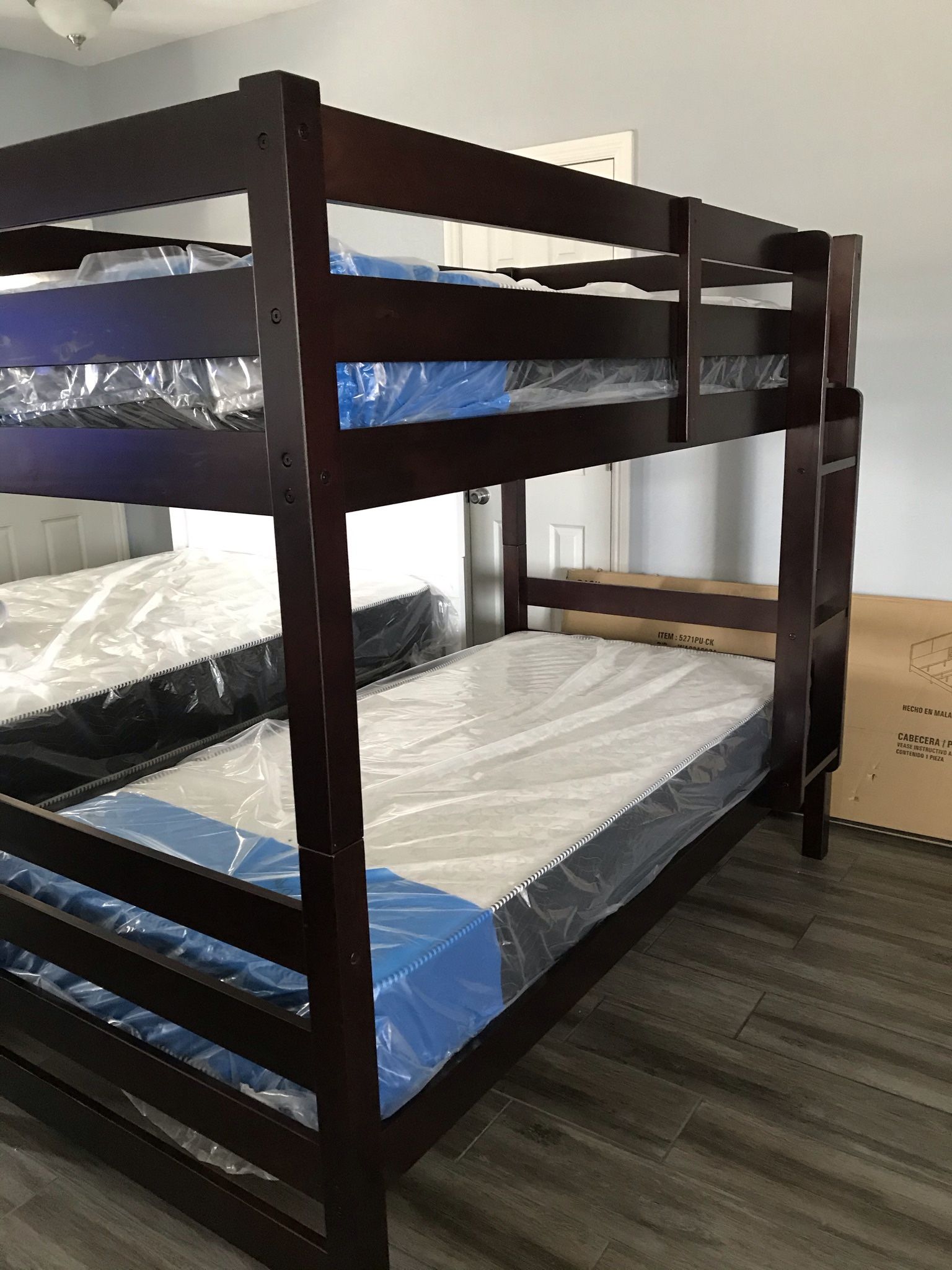 New Twin/Twin Wood Bunkbed! Mattresses Included! 