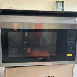 Whirlpool Countertop Microwave With Cabinet Trim