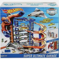 Hot Wheels Super Ultimate Garage + Several Sets