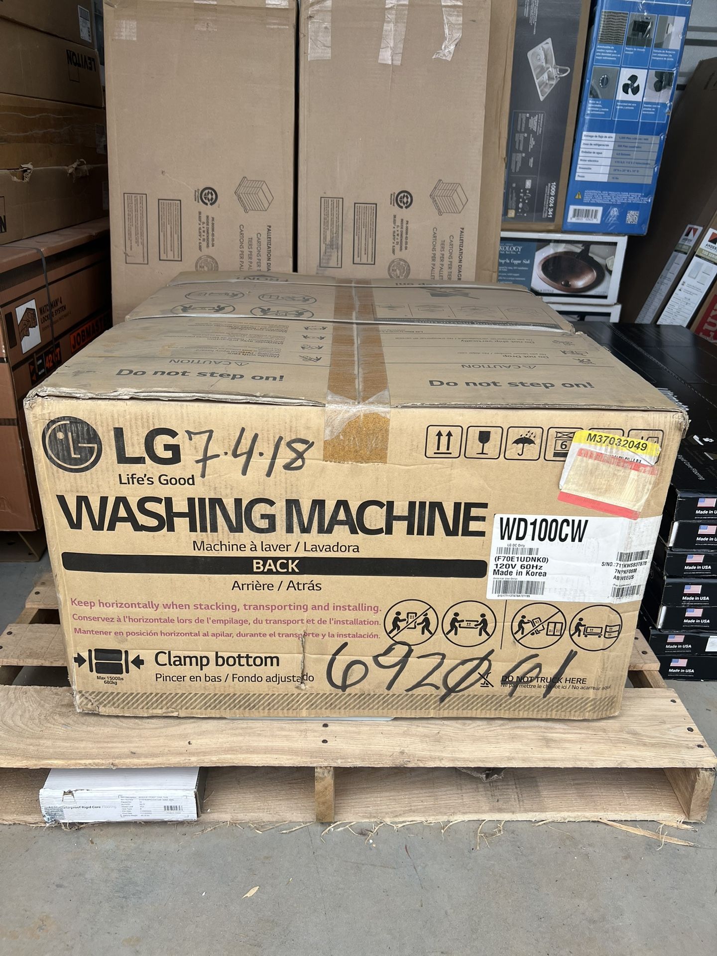 LG Sidekick 1-cu ft 27.0-in White Pedestal Washer