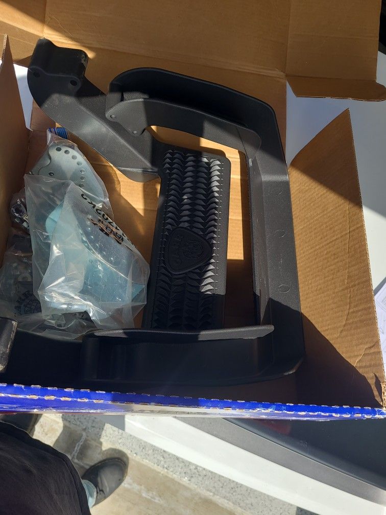 Square Body Side Steps Pair