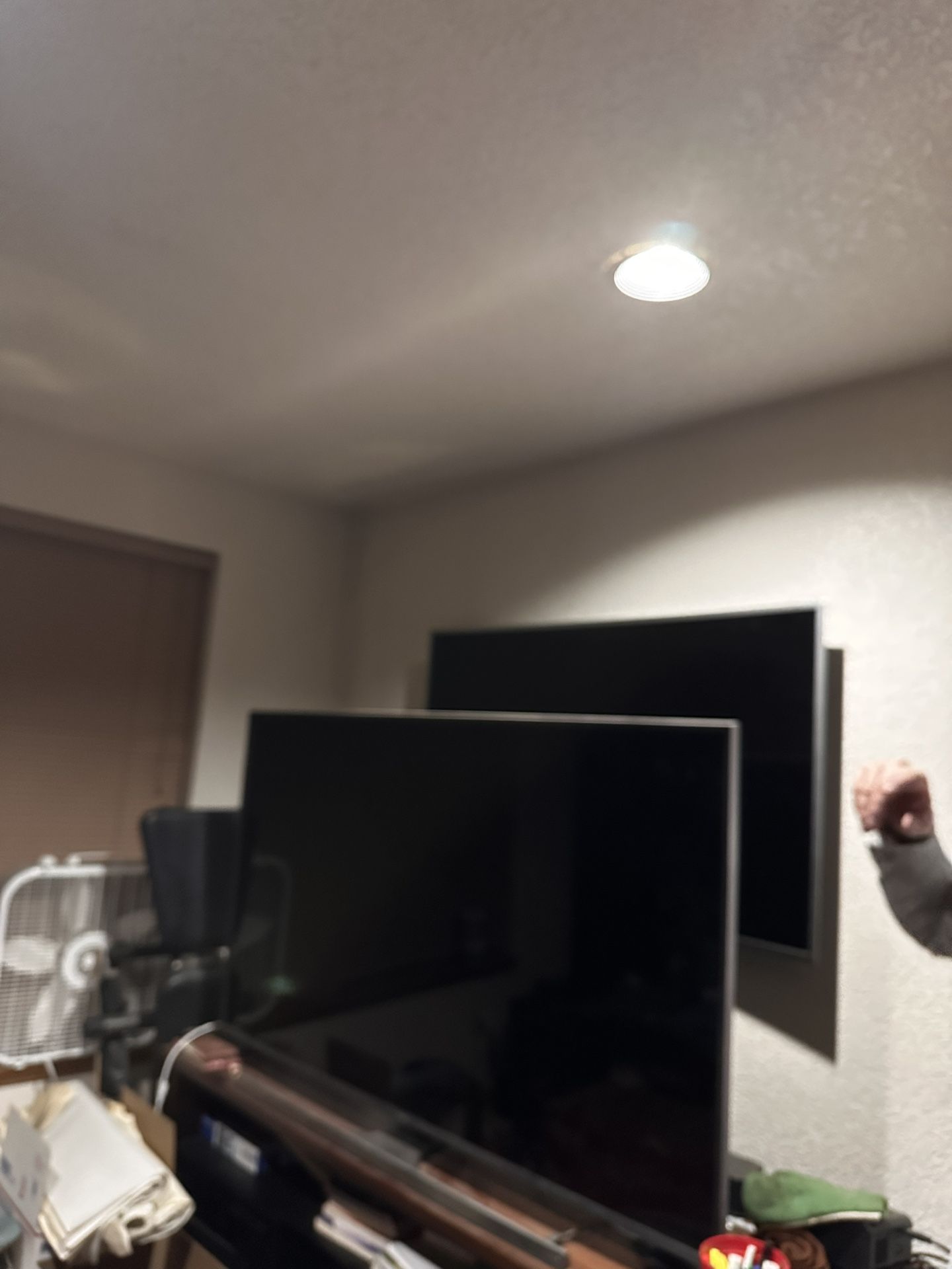 TV FOR SALE