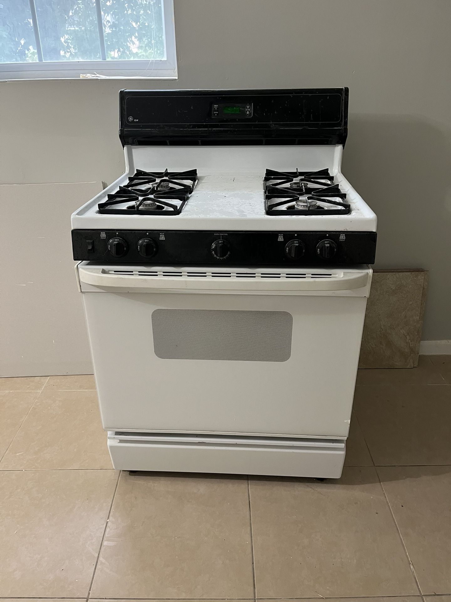 GE OVEN