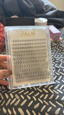 Eyelash clusters