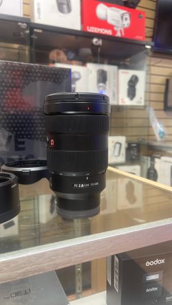 Sony FE 24-70mm f2.8   Mint condition with original box