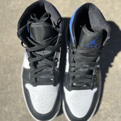 Jordan 1 Mids