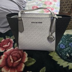 Mk Purse And Matching Wallet 