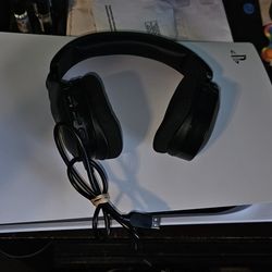 PlayStation 5 And Turtle Beach  600