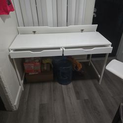 Desktop 52in L x 23in D x 30in H