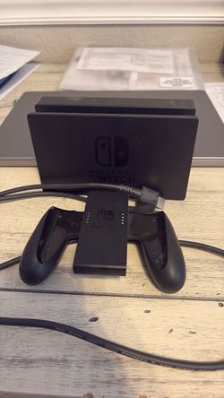 Nintendo Switch Dock and Joy-Con Grip