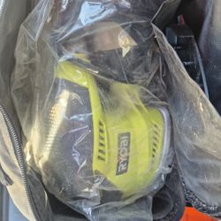 Ryobi Sander With Sand Papers . 