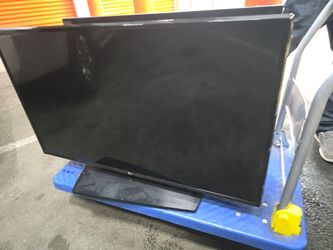 2 LG TV's