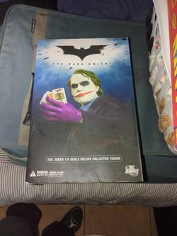 The Dark Knight :The Joker1:6 Scale Deluxe Collector Figure