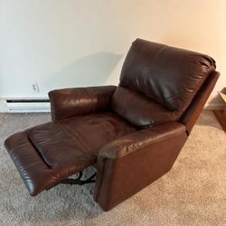 Free leather Recliner Ready For Pickup. 