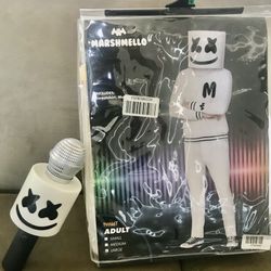 Halloween Costumes 