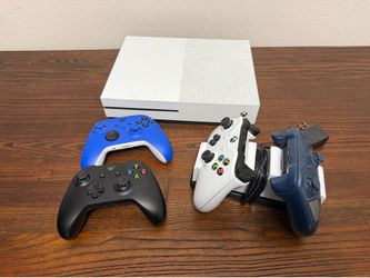 Xbox one 4 controllers