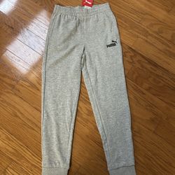 NWT Puma Kids Jogger Size M 10/12
