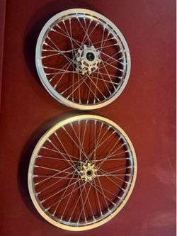 16/19 wheel set chrome
