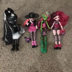 Monster High Vampire Lot Of 4 Dolls