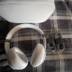  Beats Studio Pro 