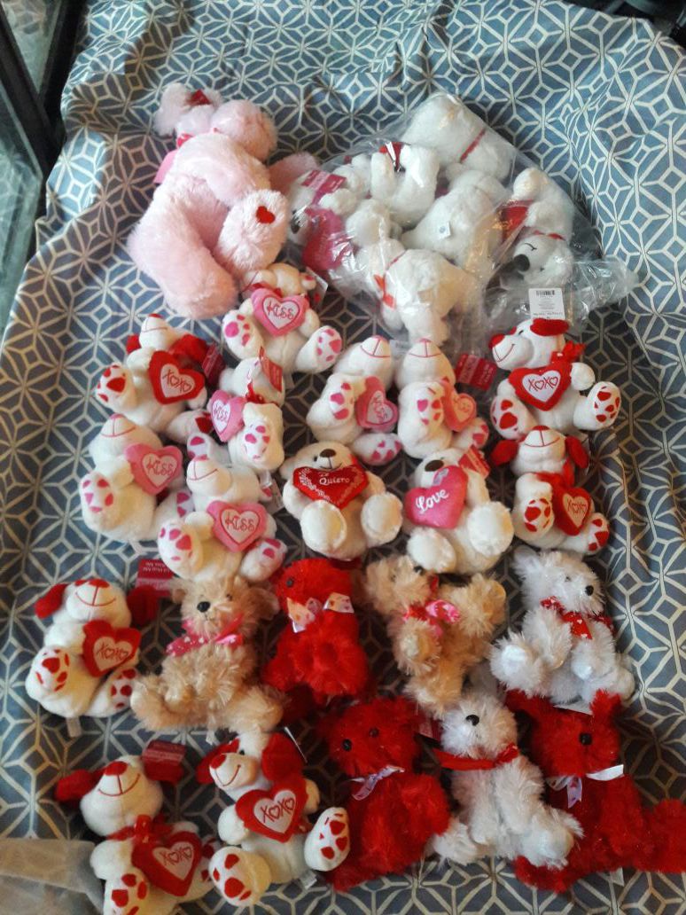 30 teddy bears