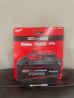Milwaukee m18 12.0 forge battery