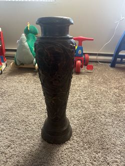 Wooden flower vase